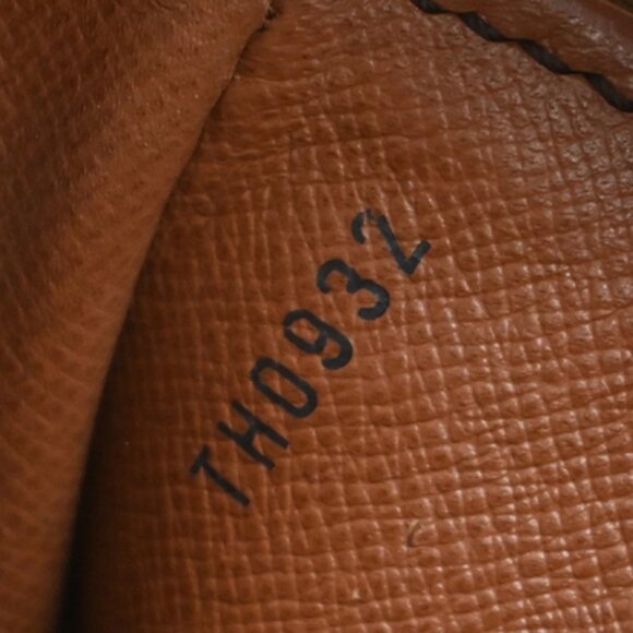 LOUIS VUITTON Saint Cloud GM Shoulder Bag Monogram Leather Brown M51242 30EF901 - Picture 9 of 15